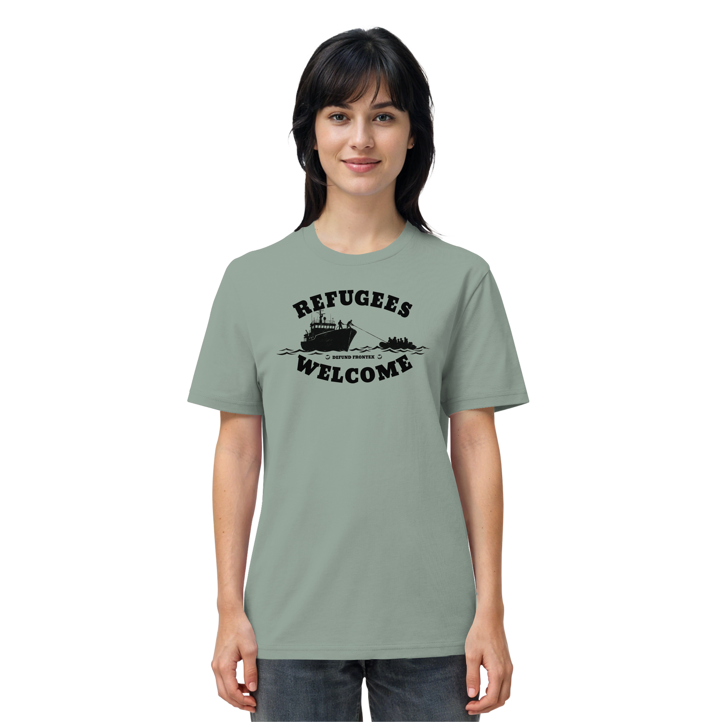 Refugees Welcome at sea (Schwarz) - T-Shirt