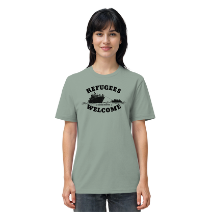 Refugees Welcome at sea (Schwarz) - T-Shirt