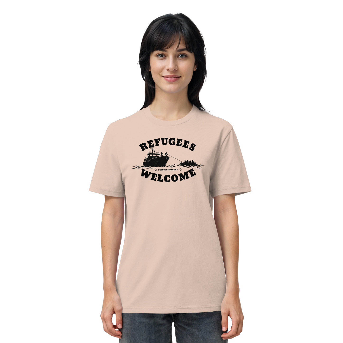 Refugees Welcome at sea (Schwarz) - T-Shirt