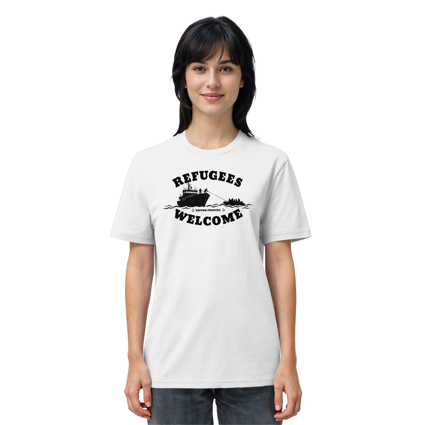 Refugees Welcome at sea (Schwarz) - T-Shirt